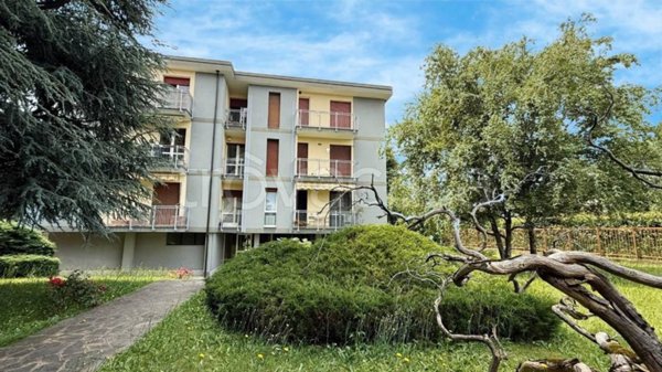 appartamento in vendita a Verano Brianza
