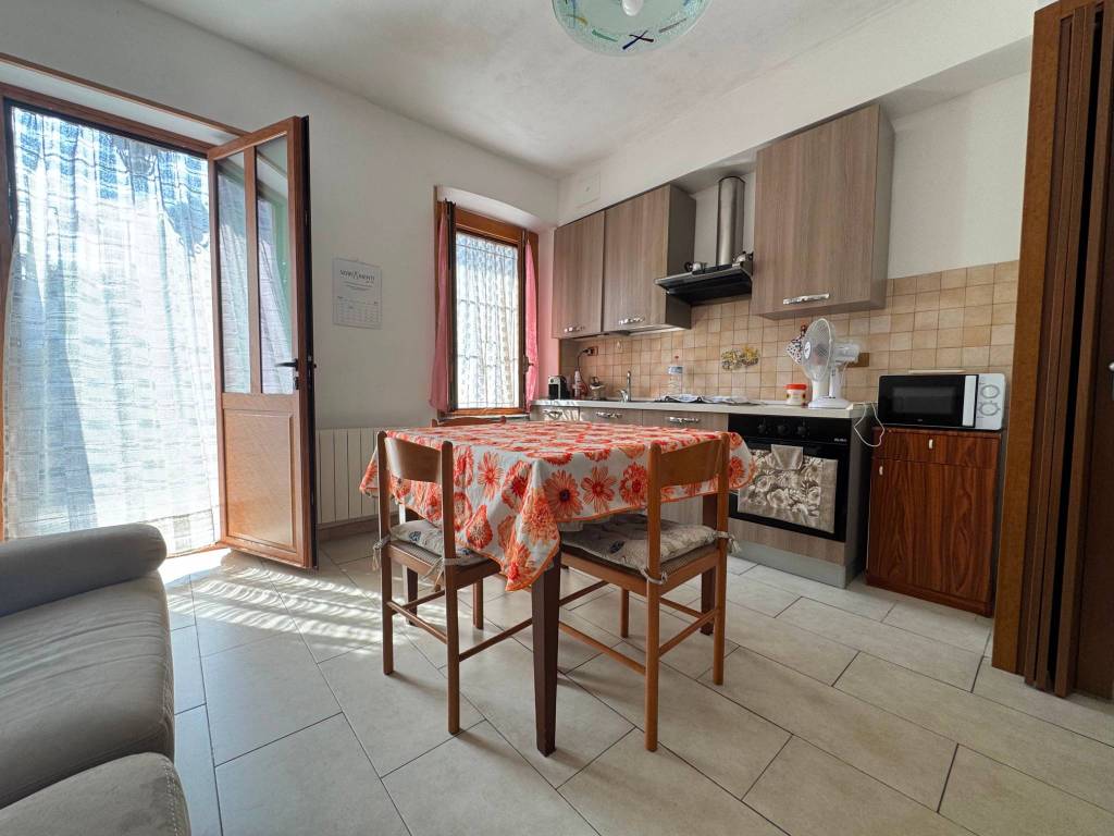 appartamento in vendita a Verano Brianza