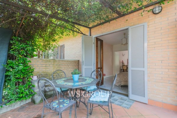 casa indipendente in vendita a Verano Brianza