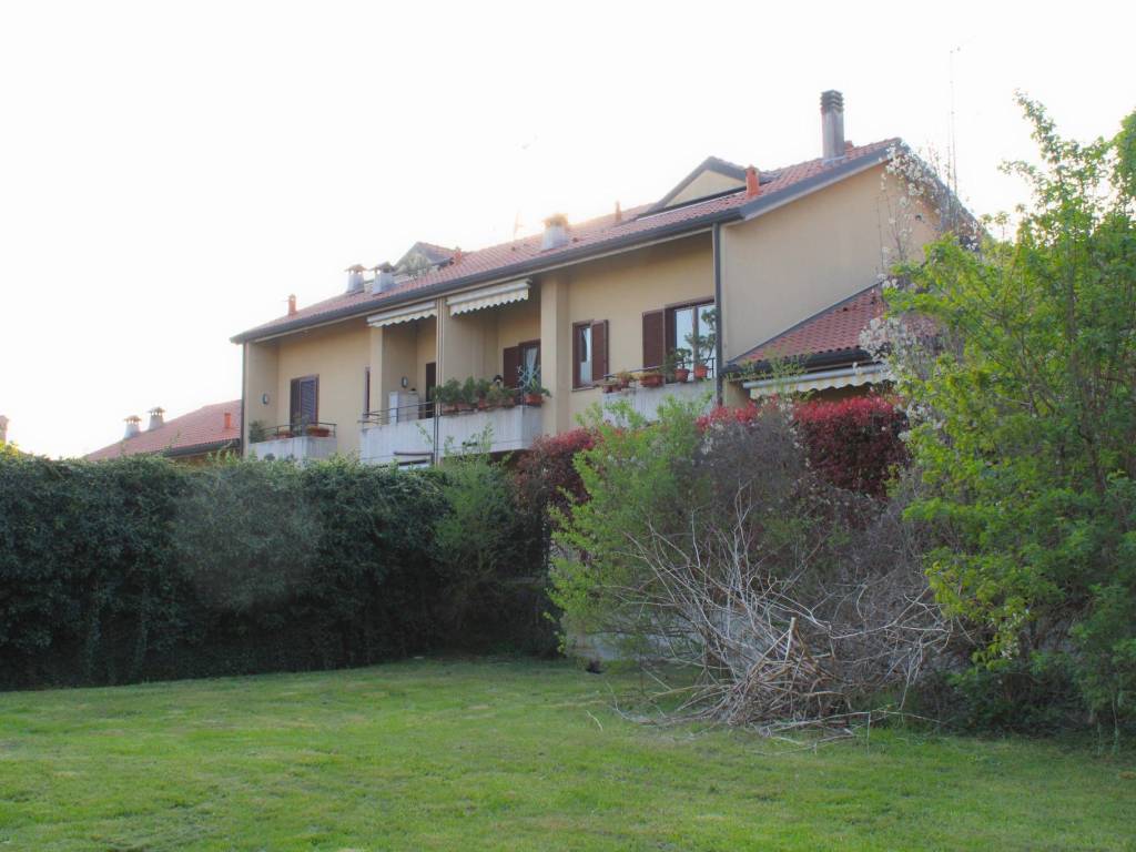 appartamento in vendita a Verano Brianza