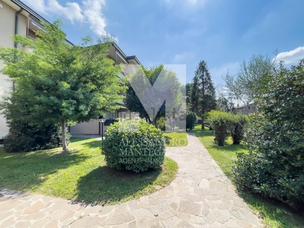 appartamento in vendita a Verano Brianza