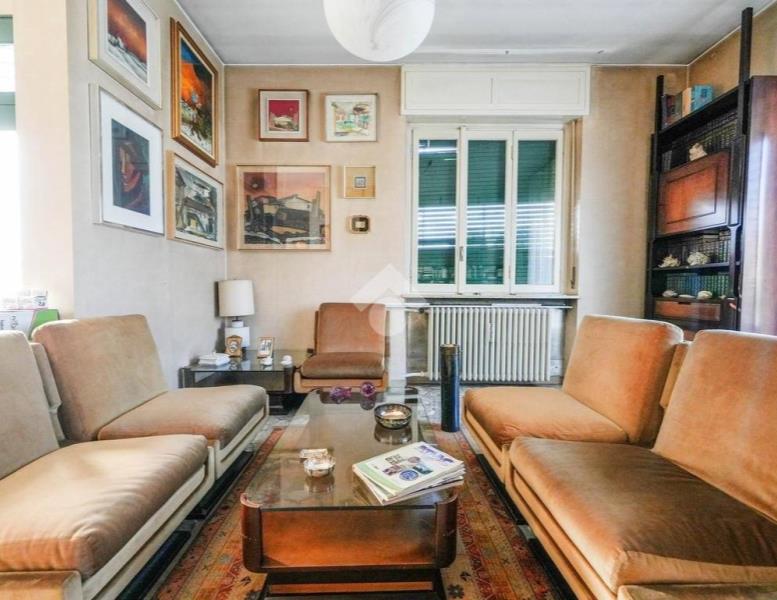 casa indipendente in vendita a Verano Brianza