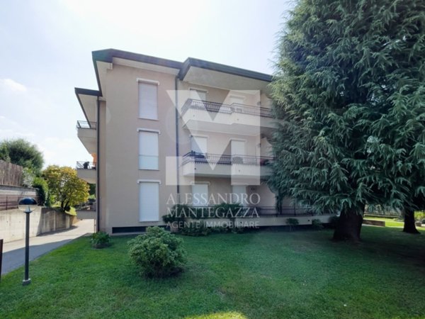 appartamento in vendita a Verano Brianza