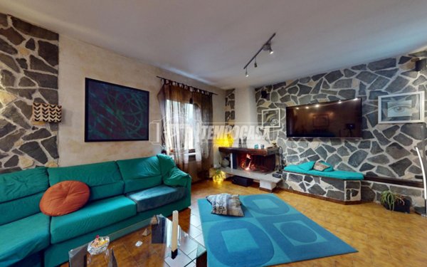 appartamento in vendita a Verano Brianza