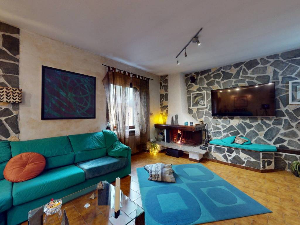 appartamento in vendita a Verano Brianza