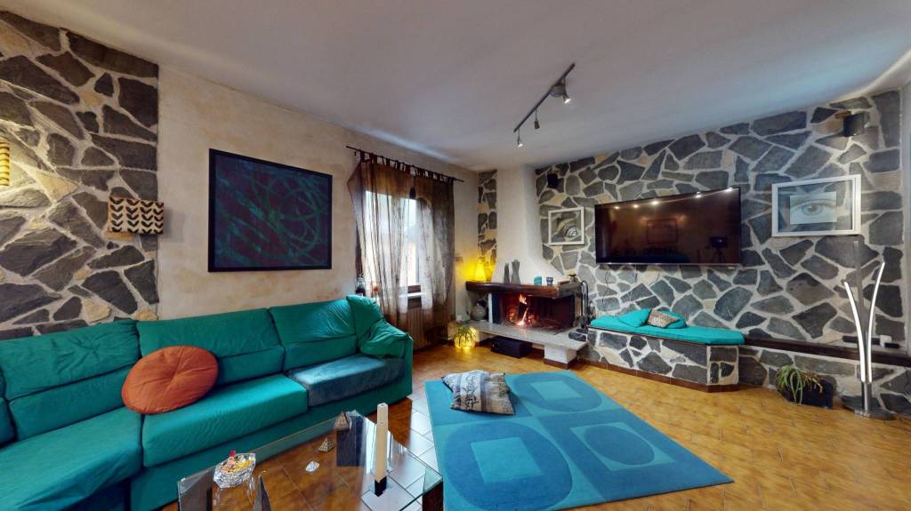 appartamento in vendita a Verano Brianza