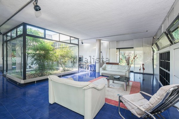 casa indipendente in vendita a Verano Brianza