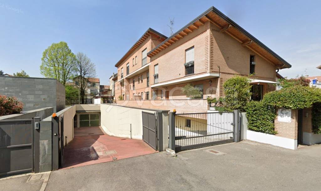 appartamento in vendita a Verano Brianza