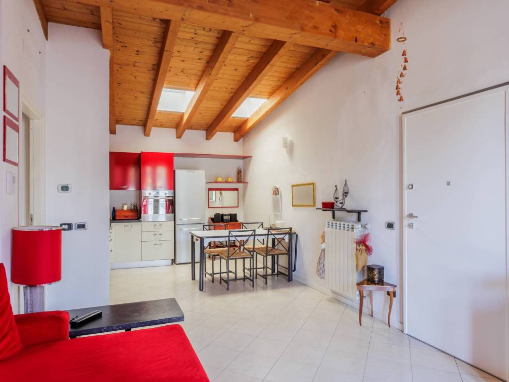 appartamento in vendita a Verano Brianza