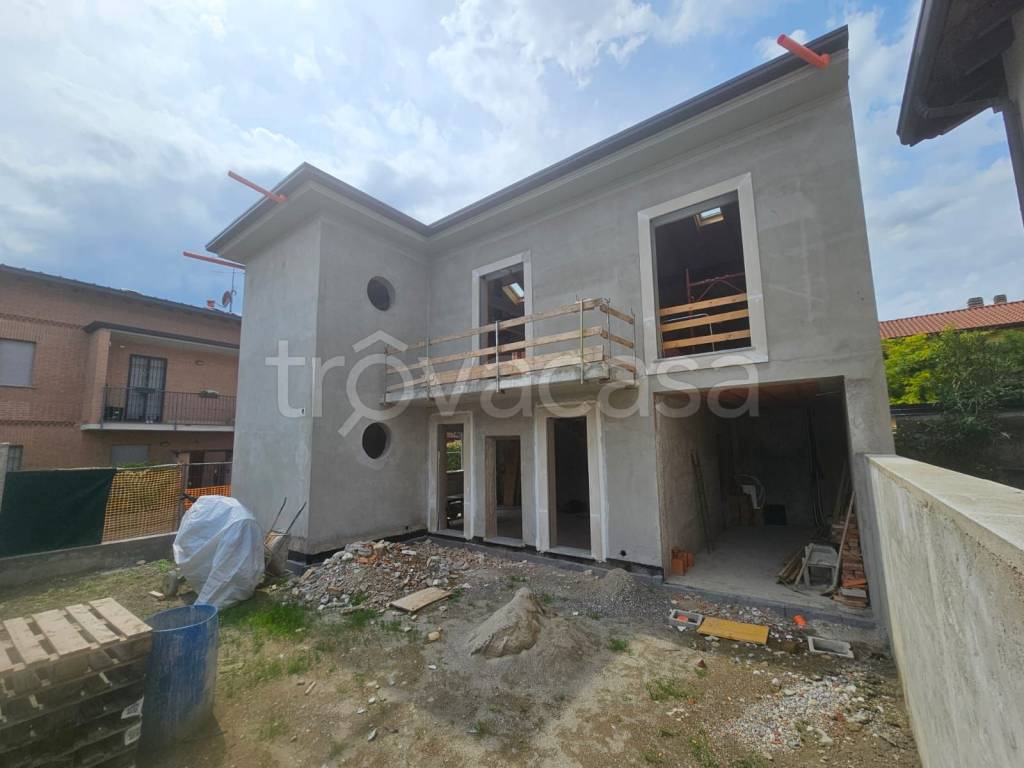 casa indipendente in vendita a Verano Brianza