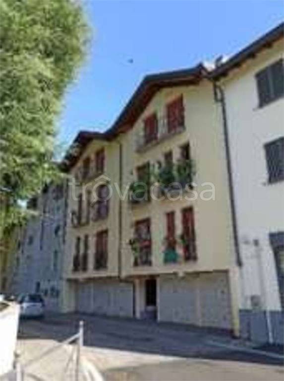 appartamento in vendita a Verano Brianza