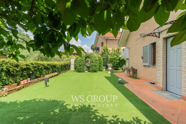 casa indipendente in vendita a Verano Brianza