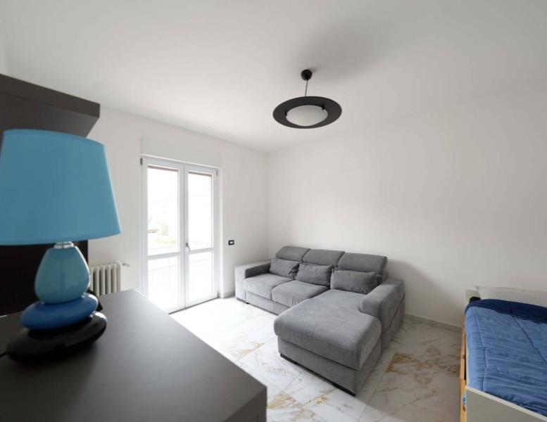 appartamento in vendita a Verano Brianza