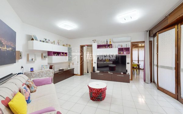 appartamento in vendita a Verano Brianza