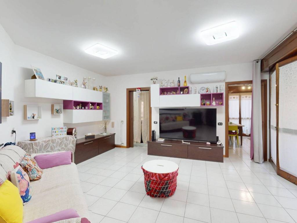 appartamento in vendita a Verano Brianza