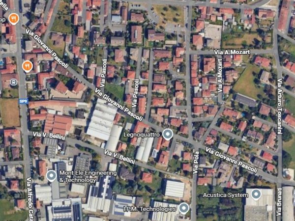 locale commerciale in vendita a Verano Brianza