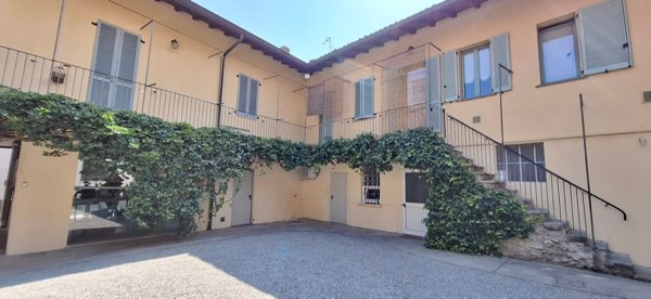 negozio in vendita a Verano Brianza