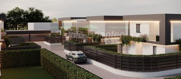 casa indipendente in vendita a Verano Brianza