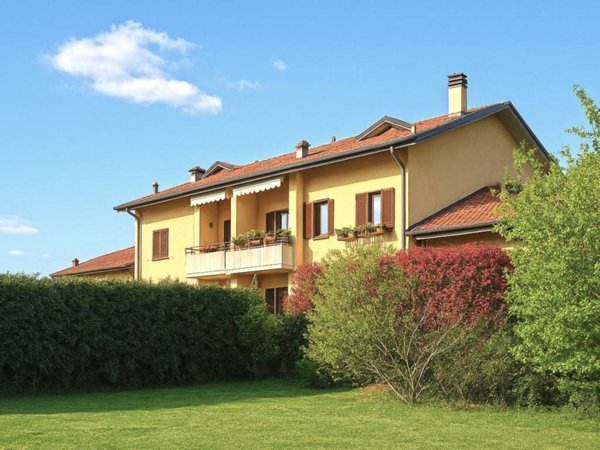 appartamento in vendita a Verano Brianza