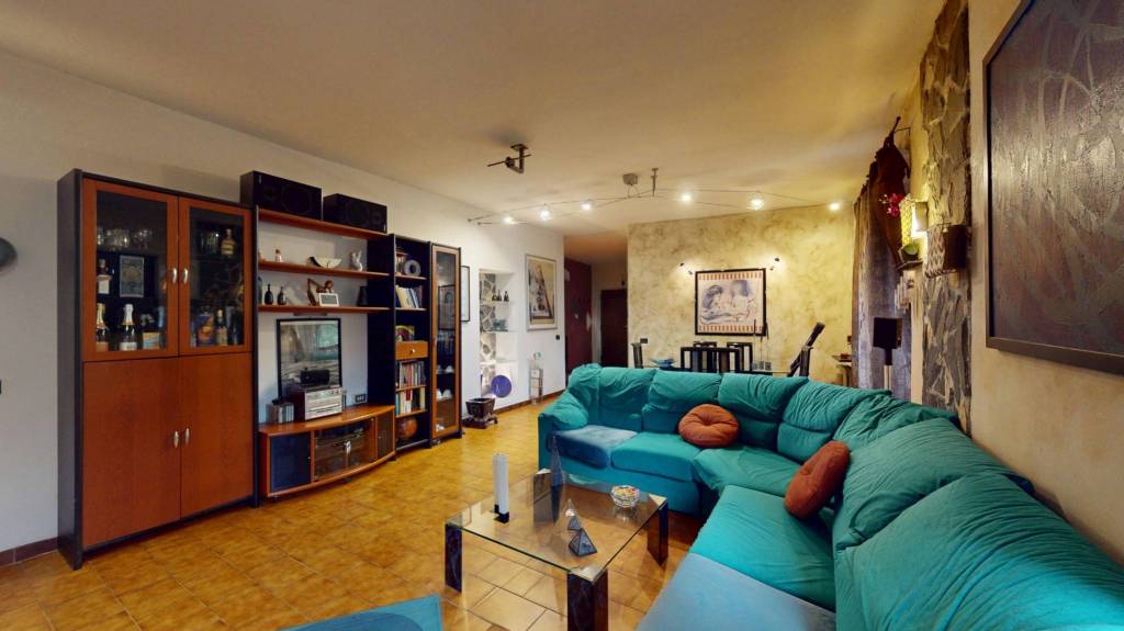 appartamento in vendita a Verano Brianza