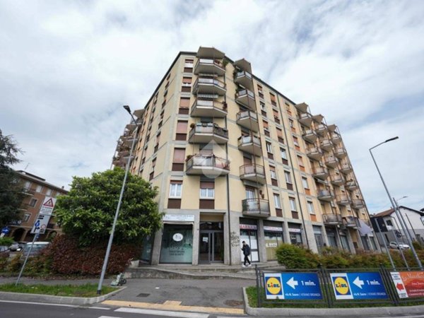 appartamento in vendita a Verano Brianza