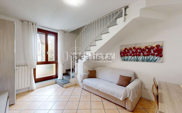 appartamento in vendita a Verano Brianza