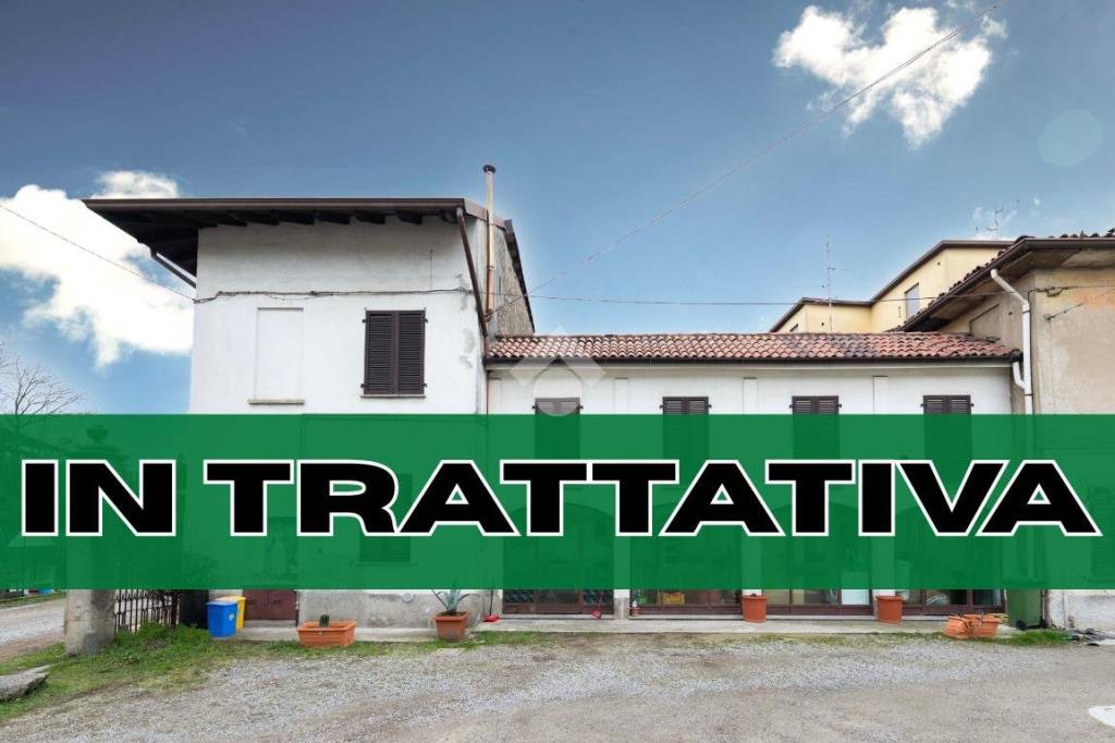 casa indipendente in vendita a Verano Brianza
