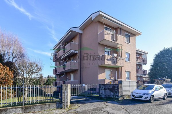 appartamento in vendita a Verano Brianza
