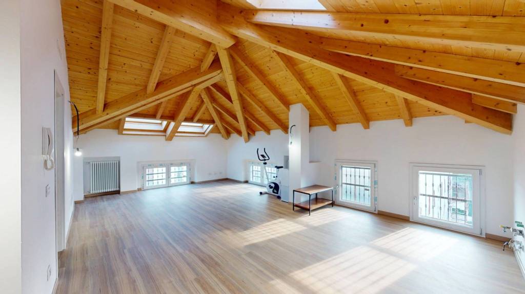 appartamento in vendita a Verano Brianza