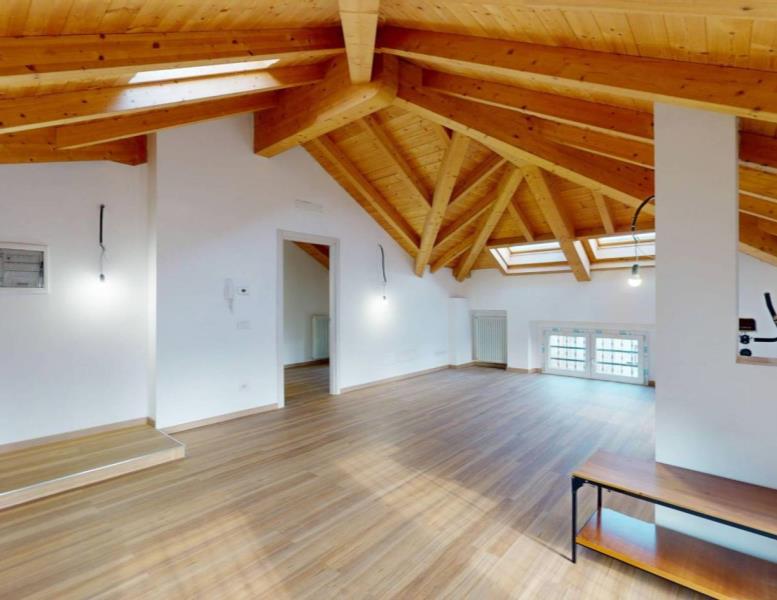 appartamento in vendita a Verano Brianza
