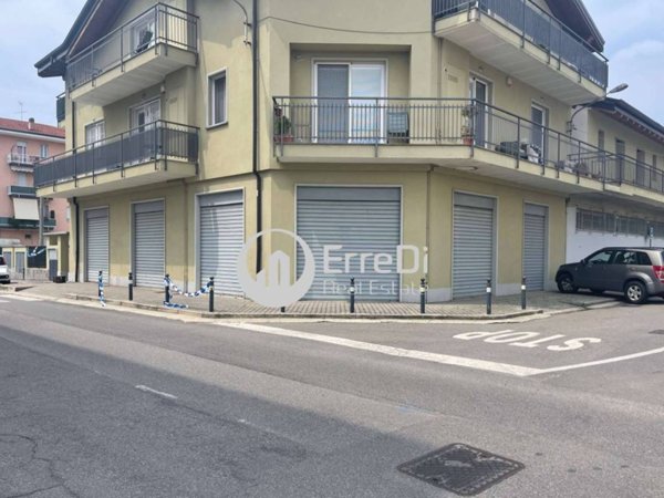 negozio in vendita a Verano Brianza