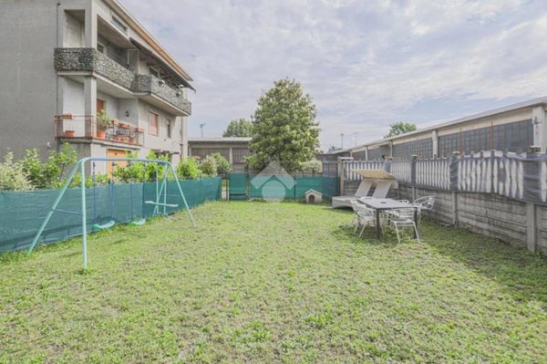 appartamento in vendita a Verano Brianza