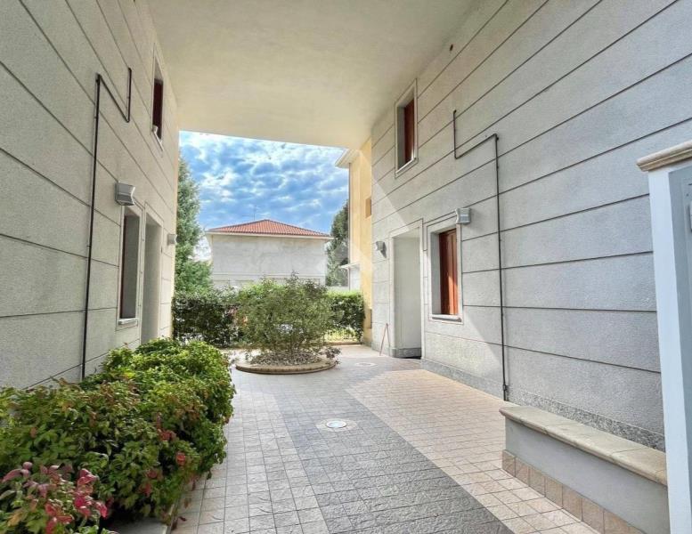 appartamento in vendita a Verano Brianza