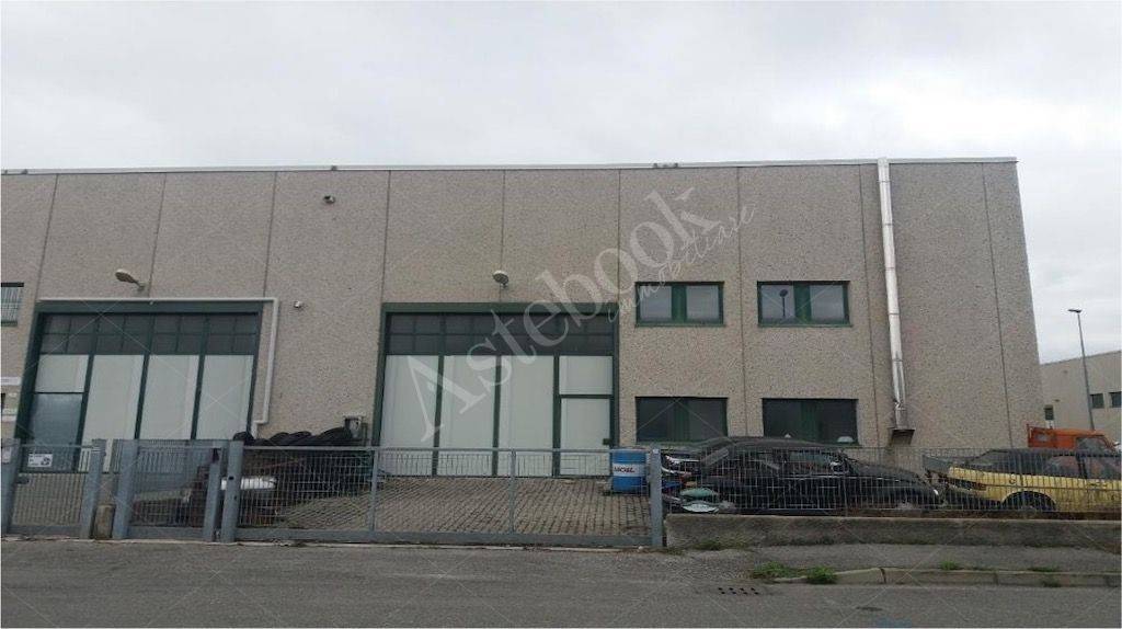 appartamento in vendita a Verano Brianza