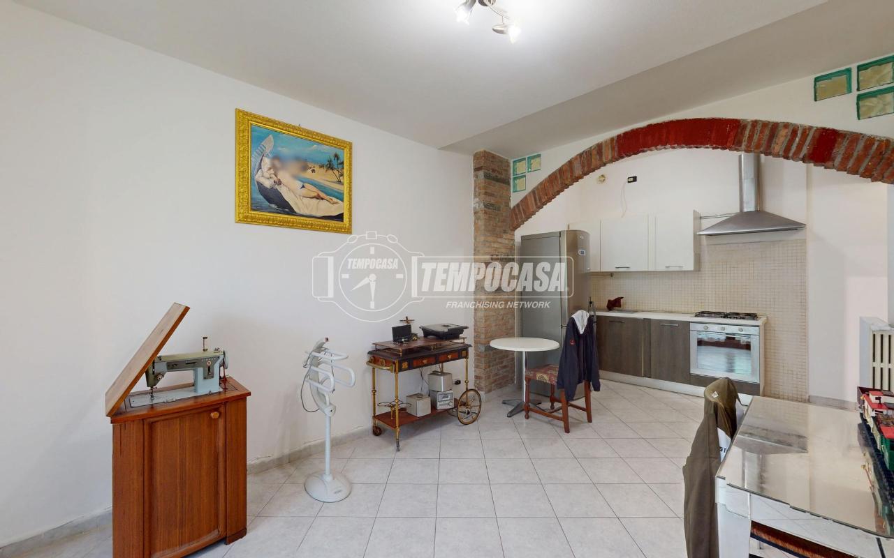 appartamento in vendita a Verano Brianza