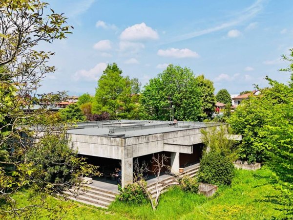 casa indipendente in vendita a Verano Brianza