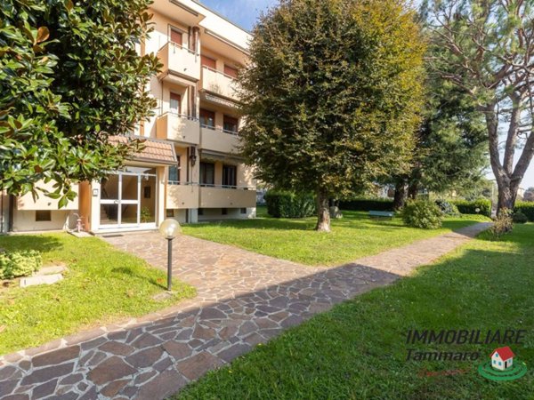 appartamento in vendita a Verano Brianza