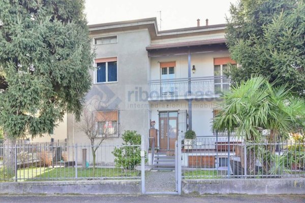 appartamento in vendita a Verano Brianza