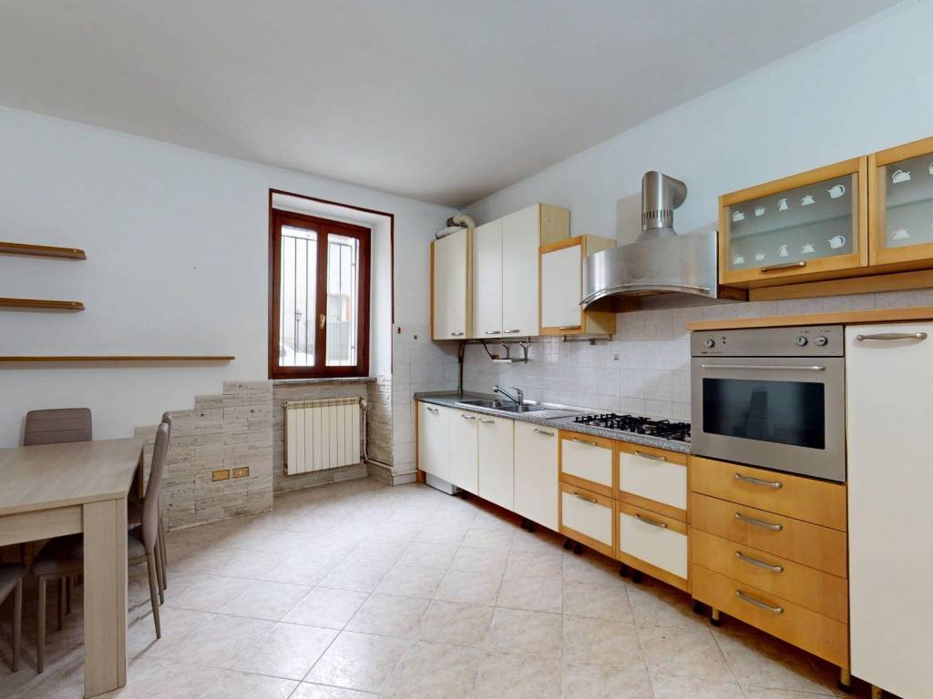appartamento in vendita a Verano Brianza