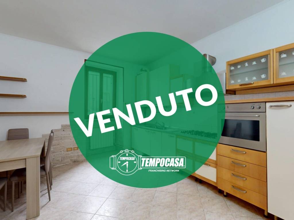 appartamento in vendita a Verano Brianza