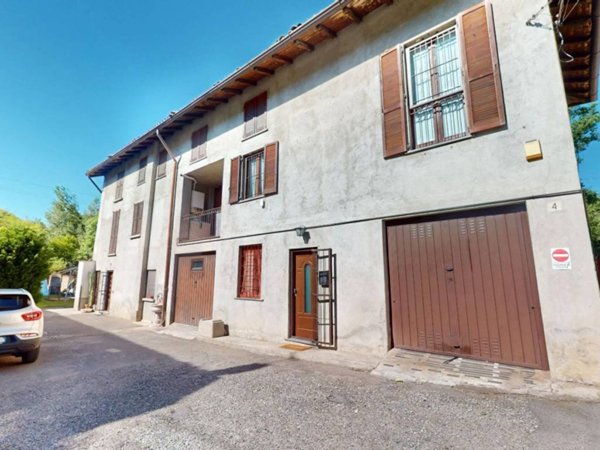 casa indipendente in vendita a Verano Brianza
