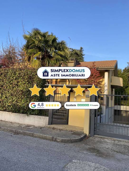 casa indipendente in vendita a Verano Brianza