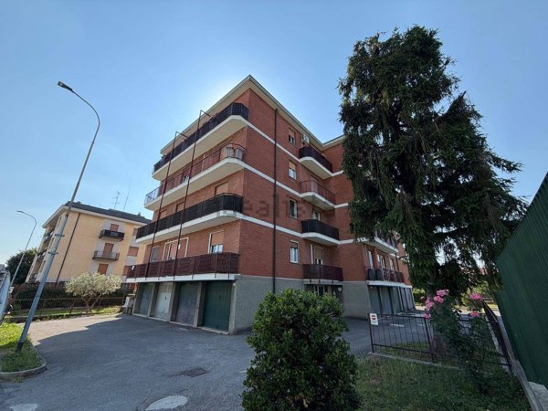 appartamento in vendita a Verano Brianza