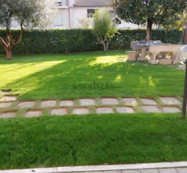 casa indipendente in vendita a Verano Brianza