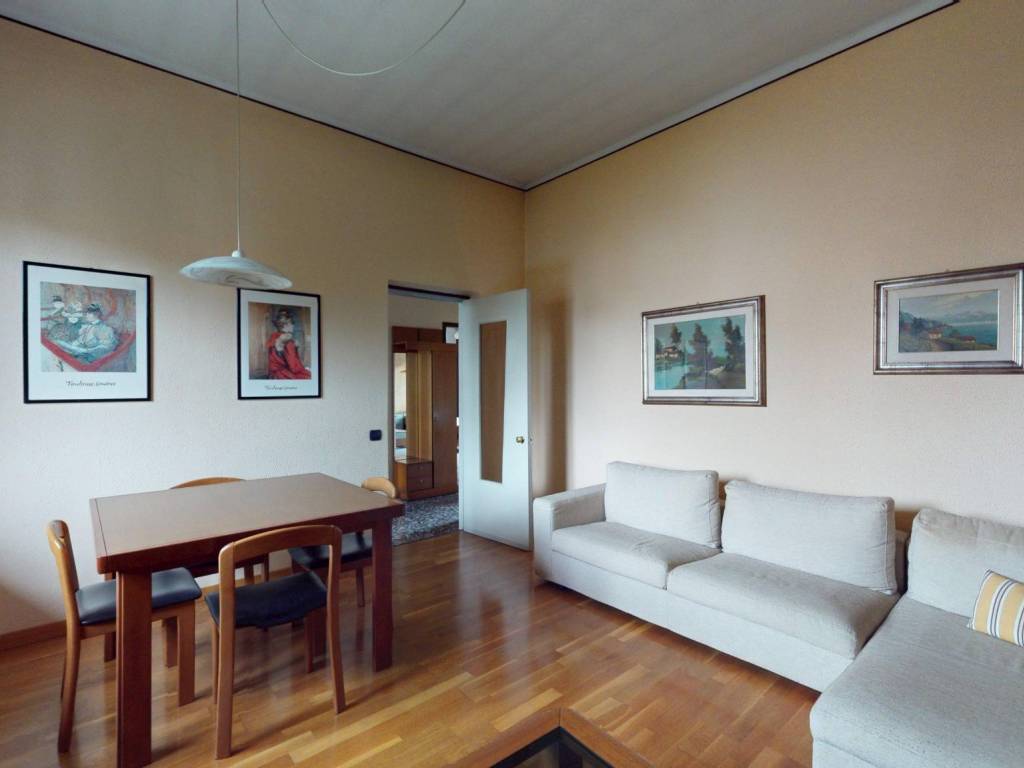 appartamento in vendita a Verano Brianza