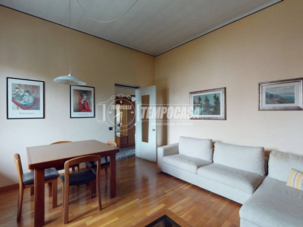 appartamento in vendita a Verano Brianza
