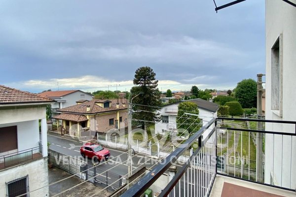 appartamento in vendita a Verano Brianza