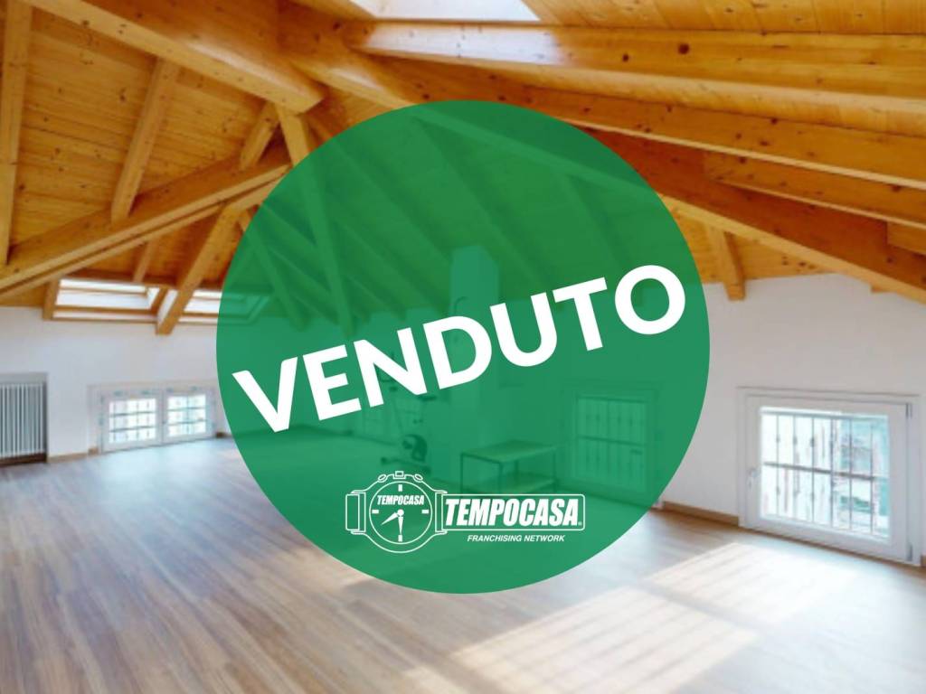 appartamento in vendita a Verano Brianza