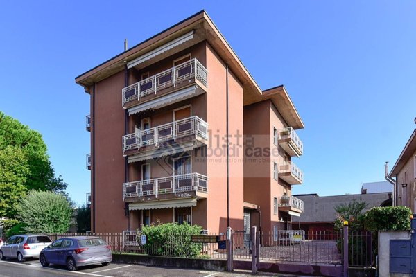 appartamento in vendita a Verano Brianza
