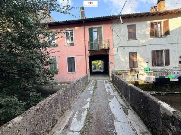 appartamento in vendita a Verano Brianza